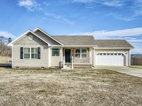 304 Foothills Dr, Dayton, TN 37321