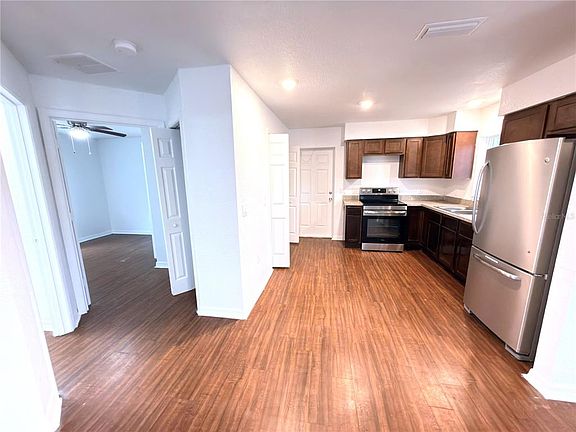 2nd image of 33 Sand Mountain Rd