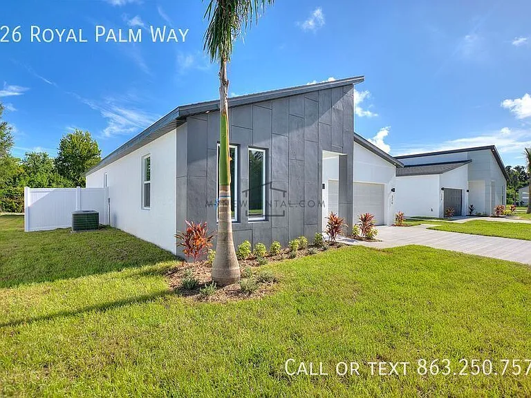 326 Royal Palm Way — Photo 5