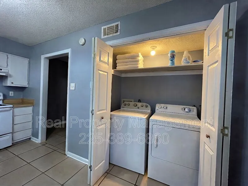 1724 Brightside Dr — Photo 4