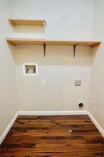 1205 Graham Ave — Photo 9