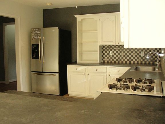 5th image of 1008 Briarwood Blvd