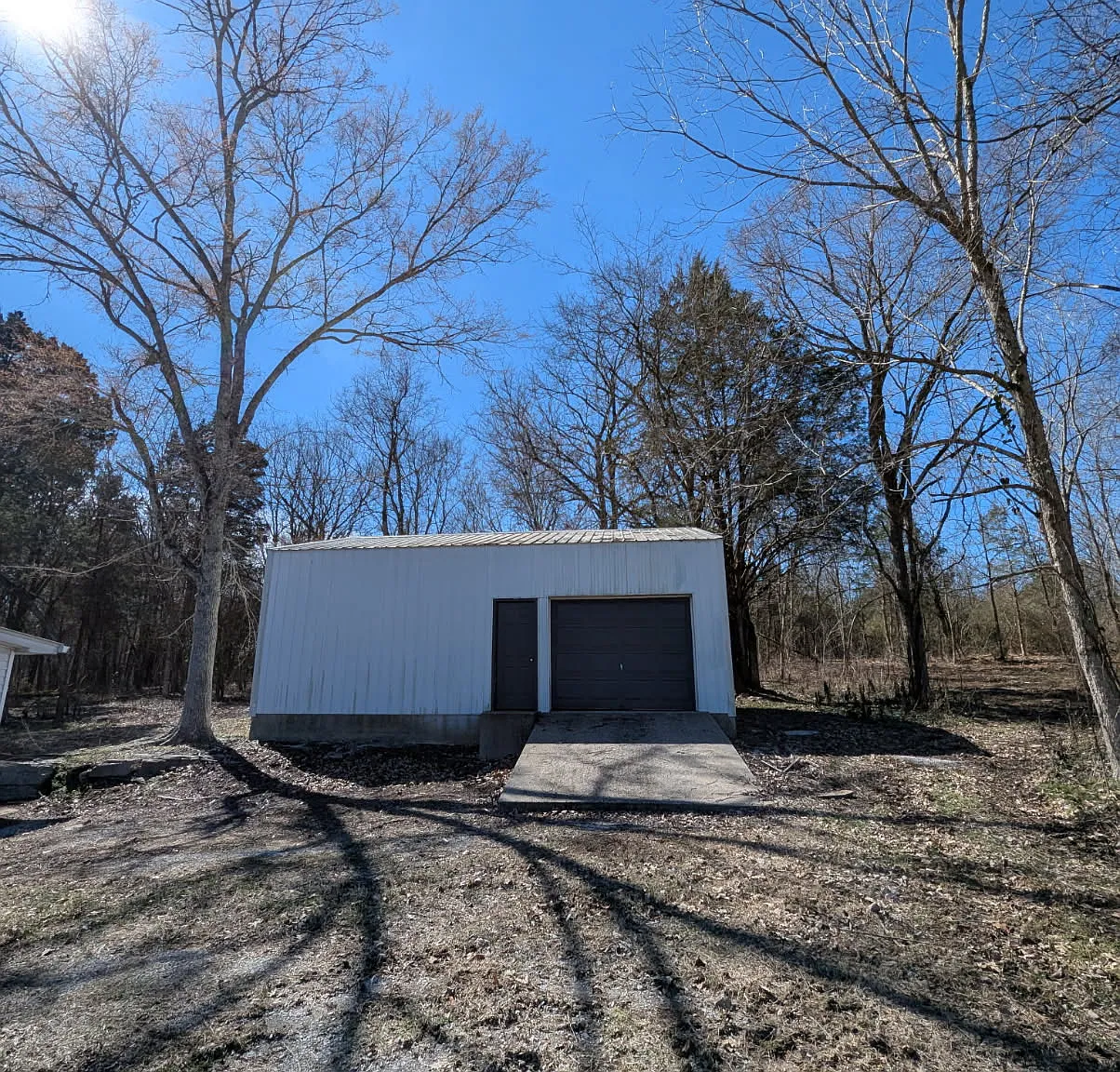 3 bed, 768 sqft, $1,995 — Photo 3
