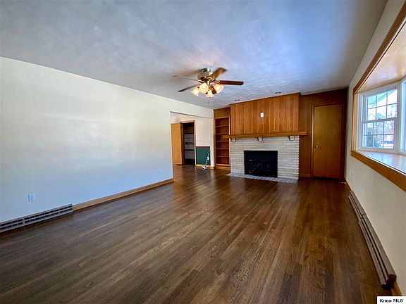 3rd image of 104 Shirley Ave