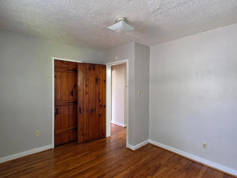 3640 Brandywine Ave — Photo 6