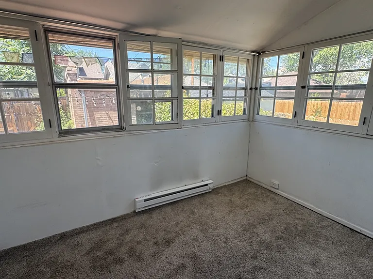 2621 N York St — Photo 13