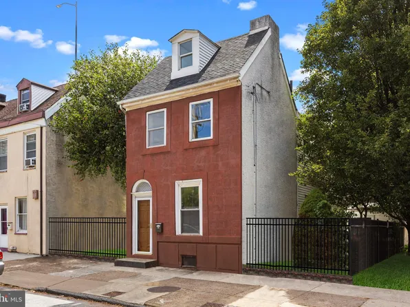 1034 Shackamaxon St, Philadelphia, PA 19125