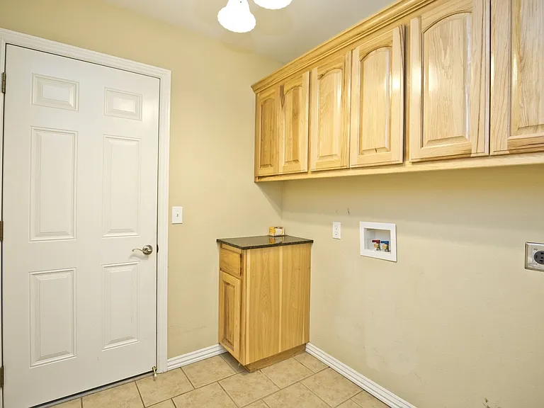 1250 Torbay Trce — Photo 11