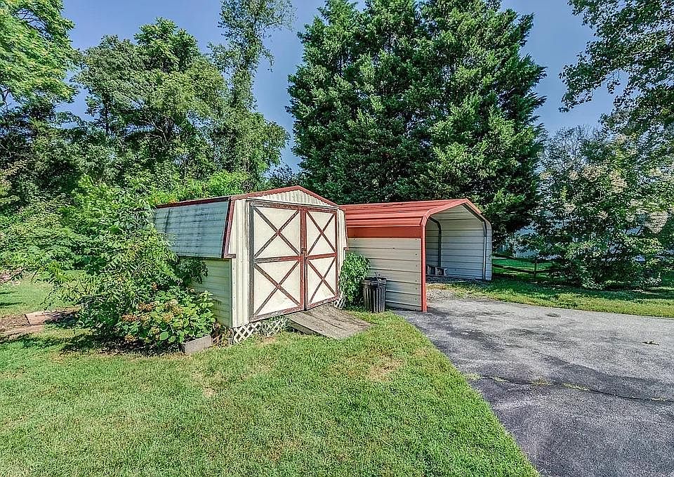 2323 Stoney Battery Rd, Troutville, VA 24175 Zillow