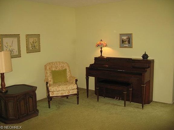 5th image of 603 Lafayette Cir