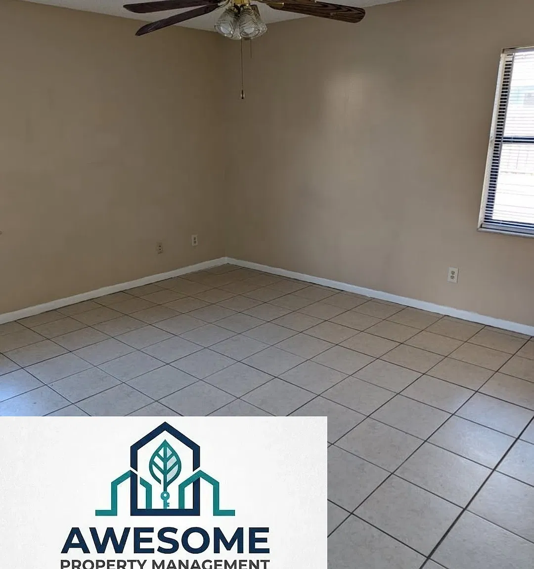 4 bed, 1384 sqft, $2,000 — Photo 4