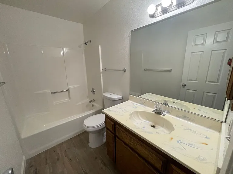 20318 Thunderbird Rd — Photo 7