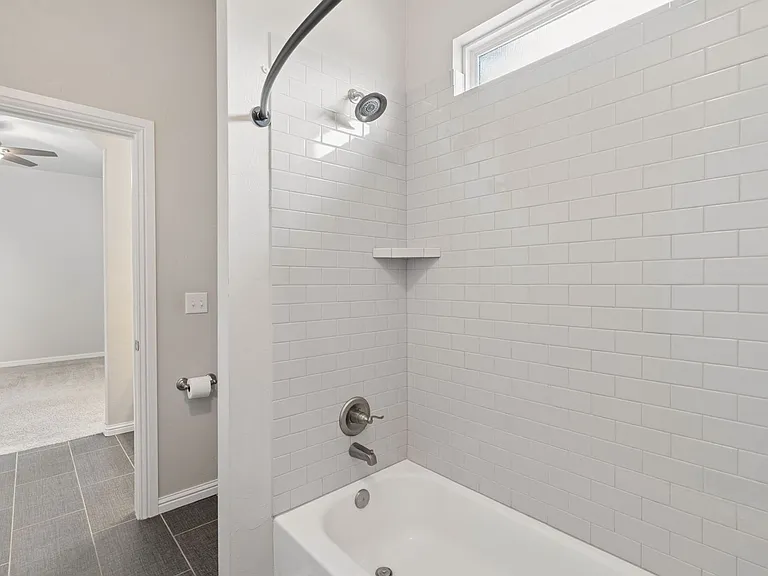 5709 Asheville Way — Photo 23