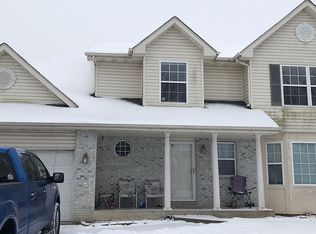 2513 Fox Meadow Dr, Crest Hill, IL 60403