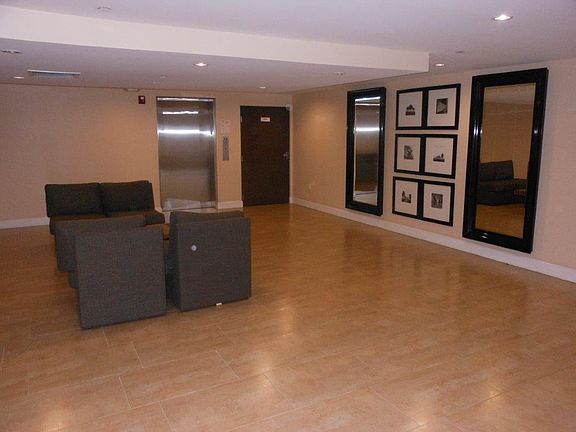 5th image of 1929 Selby Ave APT 101