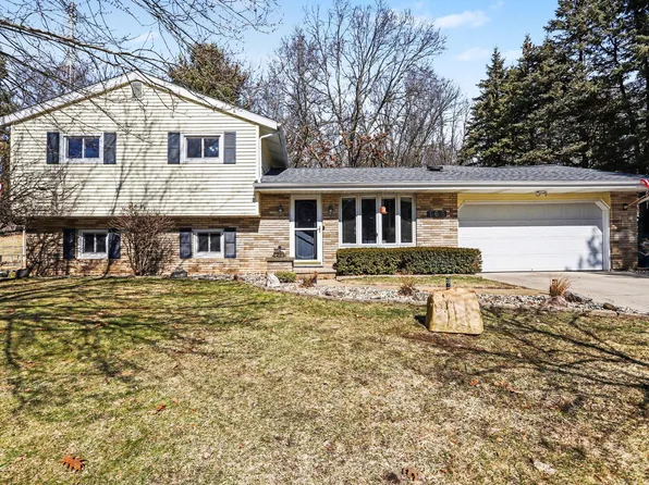 165 Thelma Dr, Battle Creek, MI 49014