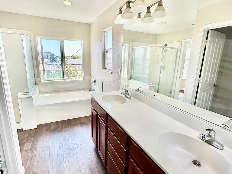 866 Papaya St — Photo 20