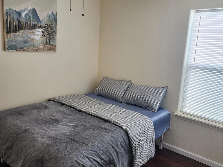 14704 Ohara Dr #B — Photo 13