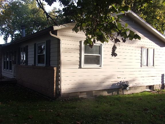 2nd image of 1009 Donnick St