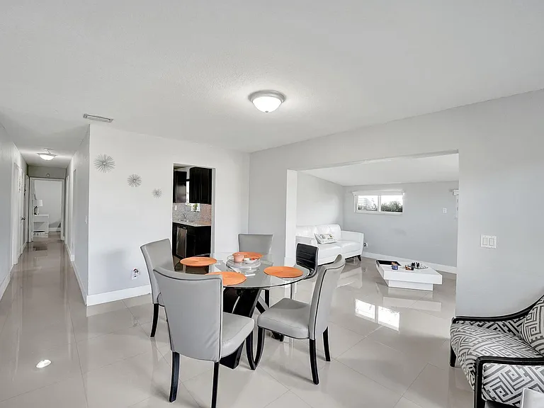 3322 McKinley St — Photo 47