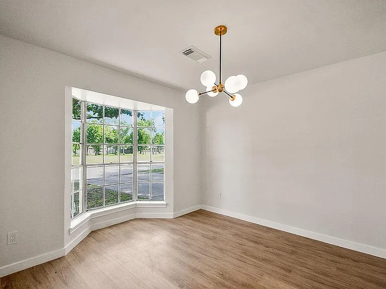 5514 Chantilly Ln — Photo 17