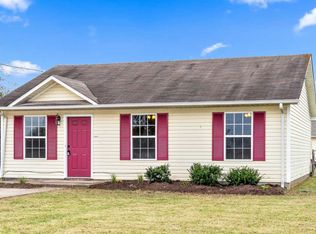 963 Stateline Rd, Oak Grove, KY 42262