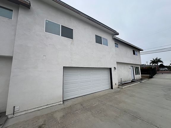 2nd image of 1070 5th Ave