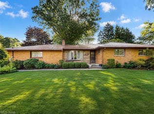 2068 Green Rd, Madison, OH 44057