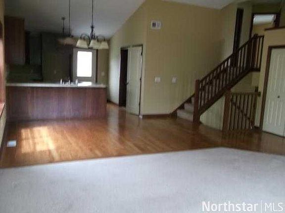 4th image of 12174 Coral Sea St NE
