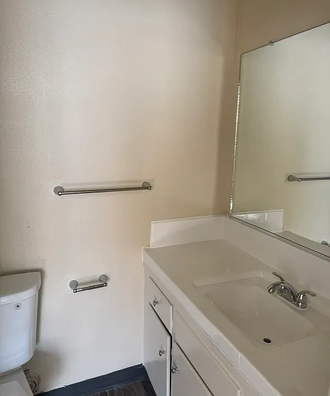 Covina Palms Apartments — Photo 57