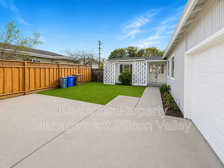 6772 John Dr — Photo 12