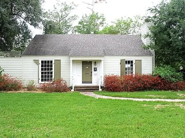 2169 Briarcliff Dr, Beaumont, TX 77706