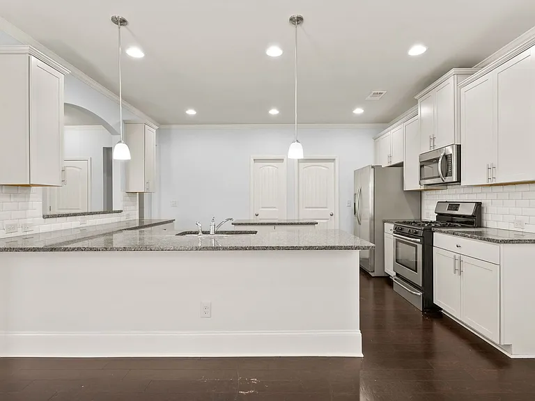 3845 Alden Pl — Photo 14