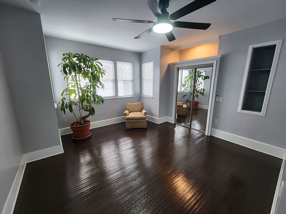 1st image of 726 Moore St #201