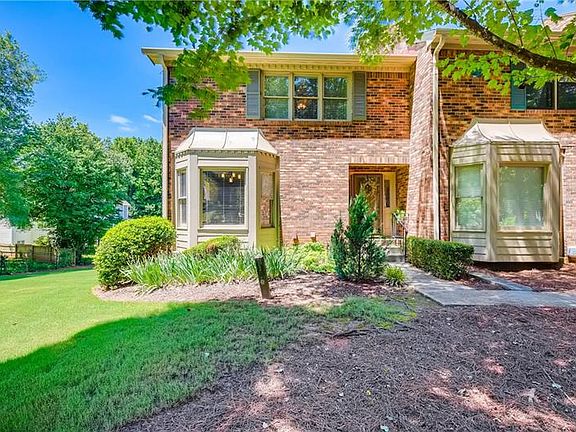 2nd image of 6210 Windsor Trace Dr