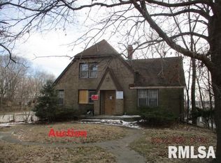 1530 NE Glen Oak Ave, Peoria, IL
