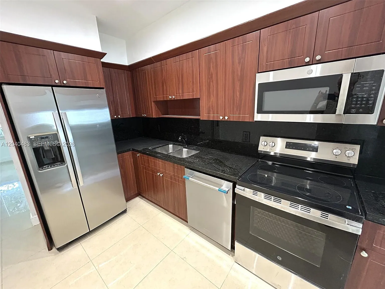 Vista Biscayne — Photo 4