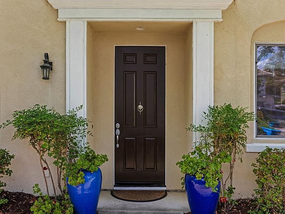 4th image of 7553 Turnberry Way