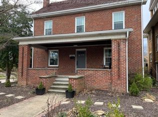 1443 15th St, Huntington, WV 25701