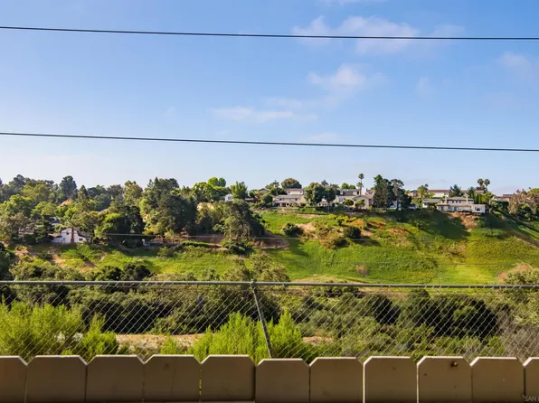7923 Camino Glorita, San Diego, CA 92122