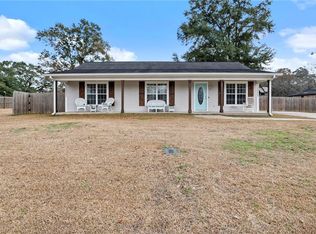 10715 Oak St, Irvington, AL 36544
