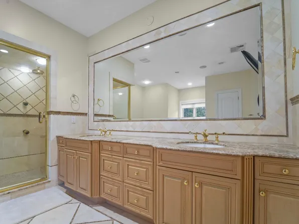 1 Euclid Road image 26 of 50