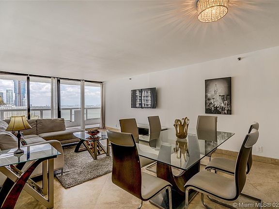 5th image of 1717 N Bayshore Dr #A-1947