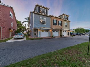 70 Battery Creek Club Dr, Beaufort, SC 29902