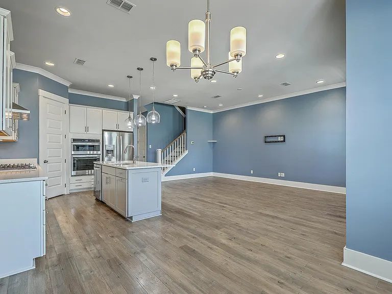 3125 Sturbridge Rd — Photo 9