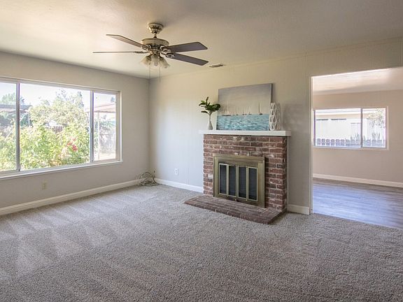 5th image of 3854 Wildrose Way