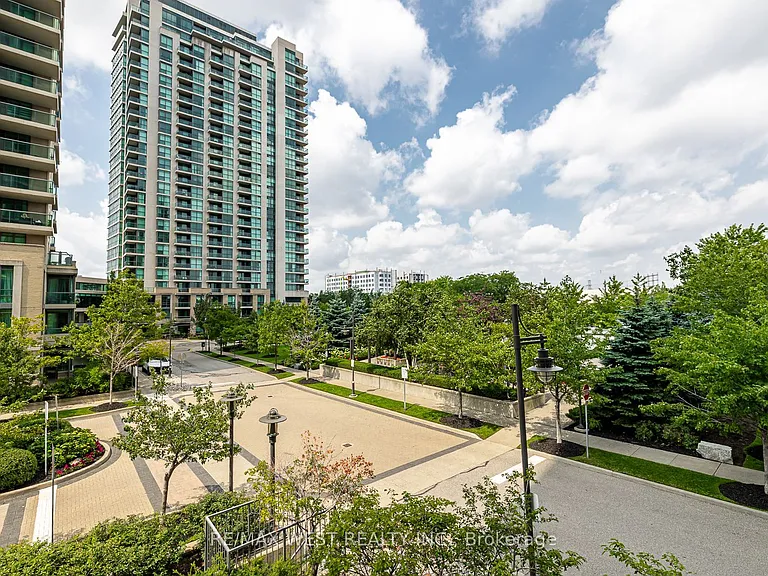 215 Sherway Gardens Rd #212 — Photo 28