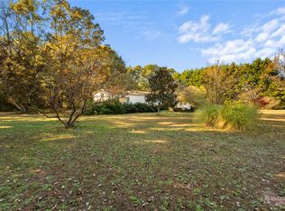 208 Whippoorwill Ct, Williamston, SC 29697