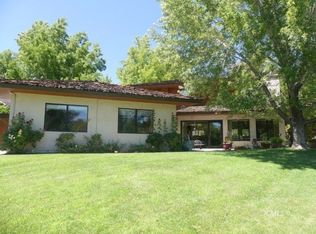 128 Desiderata Ln, Bishop, CA 93514