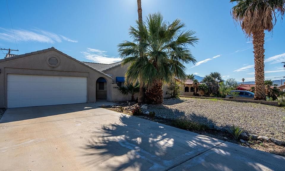 1st image of 66365 Cactus Dr